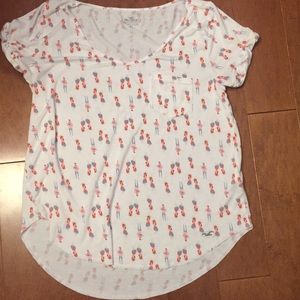 Hollister Hawaiian dancer medium t shirt